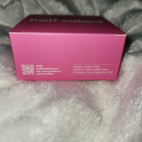 NIB Half Caked Translucent Setting Powder - Picture 5 of 8